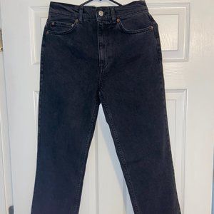Black Cropped Jeans